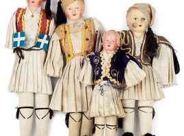 Four cloth evzones with papier mache heads and the characteristic uniform – garb with fustanella (Greek kilt), tsarouchia (leather clogs) and fez. Made by various toymakers, from the 1930-50s